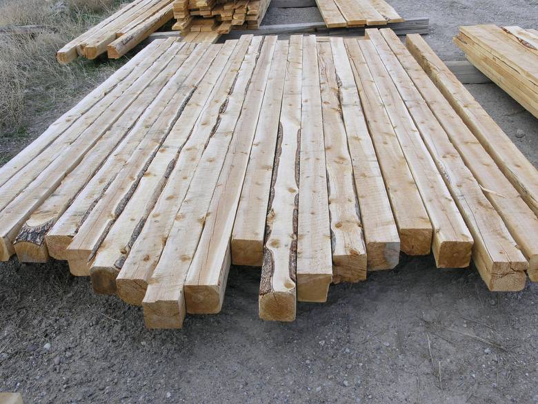 Douglas Fir Rescued Timbers / Standing Dead - Douglas Fir Timbers