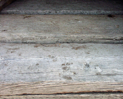 2x8 Gray barnwood - faces