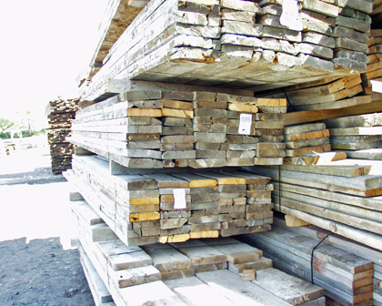 2x8 Gray barnwood - end view