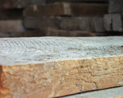 2x8 Gray barnwood - edge + face