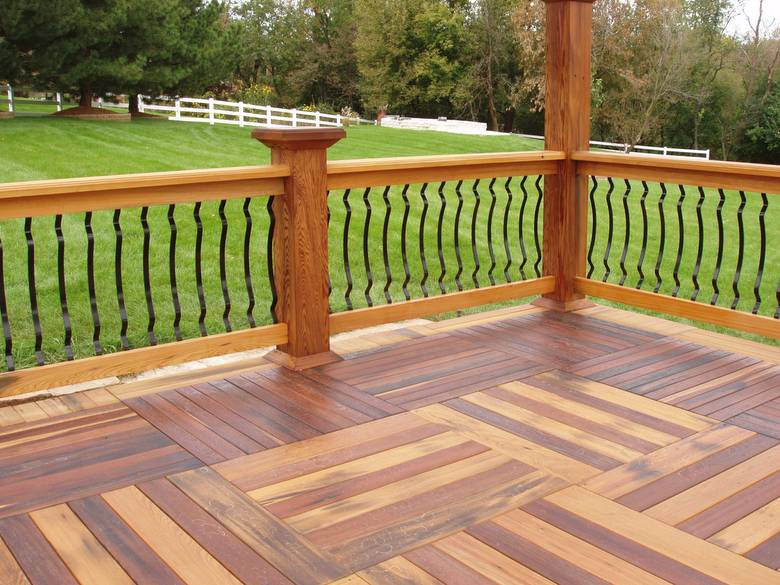 Cypress and Redwood Deck / The yellowish material is cypress; the reddish is redwood