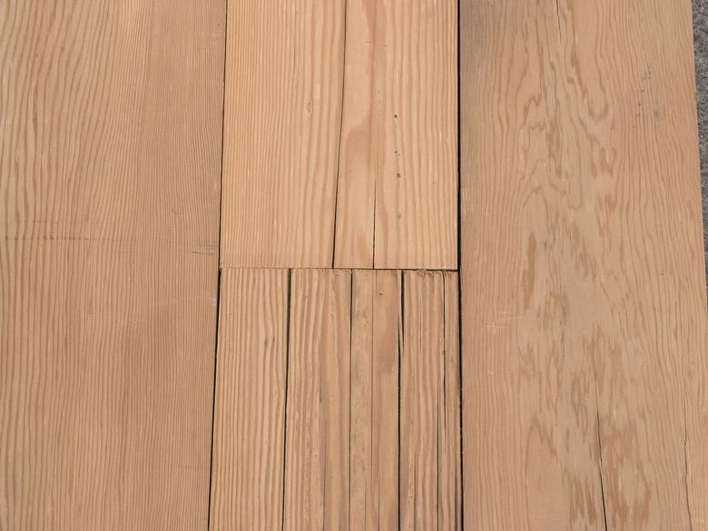 Douglas Fir wire-brushed siding / from Pickle wood bottoms - random width siding