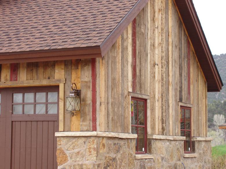 Barnwood Siding Brown with Red Accent 