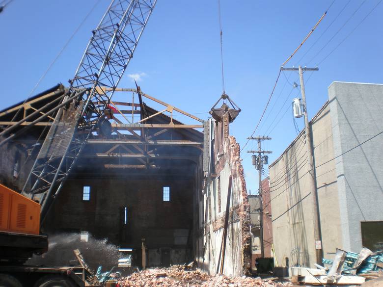 Opera House Exterior Deconstruction / Brick walls being taken down