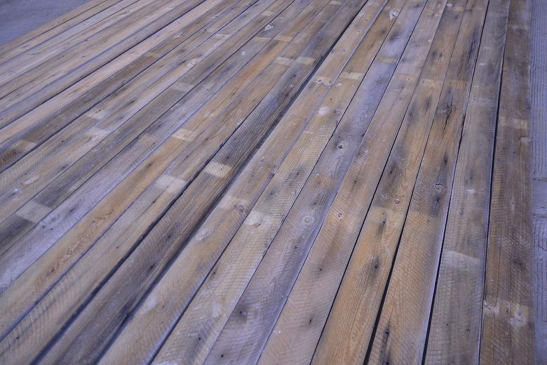 Spiegel Southern Yellow Pine Weathered Barnwood - Backside