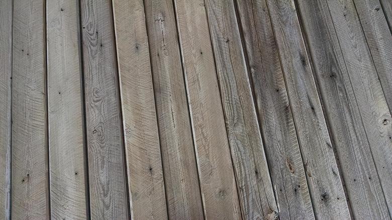 Spiegel Southern Yellow Pine Weathered Barnwood - with Chamfered Edge