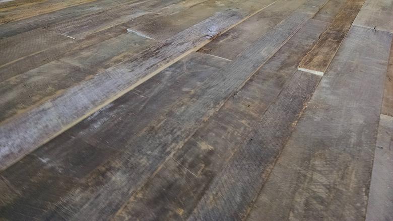 Weathered Mixed Hardwoods