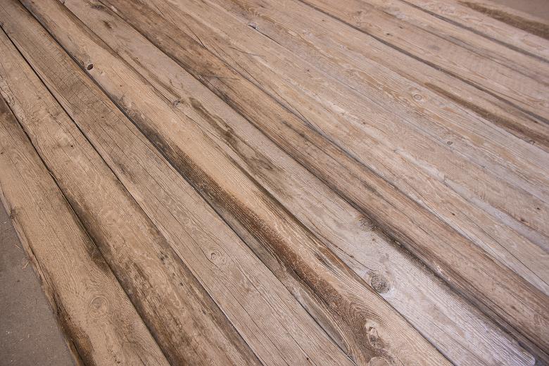 Trestlewood II Salty Fir Weathered Resawn Slabs with Wane