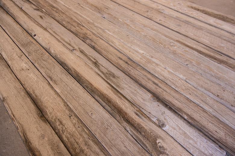 Trestlewood II Salty Fir Weathered Resawn Slabs with Wane