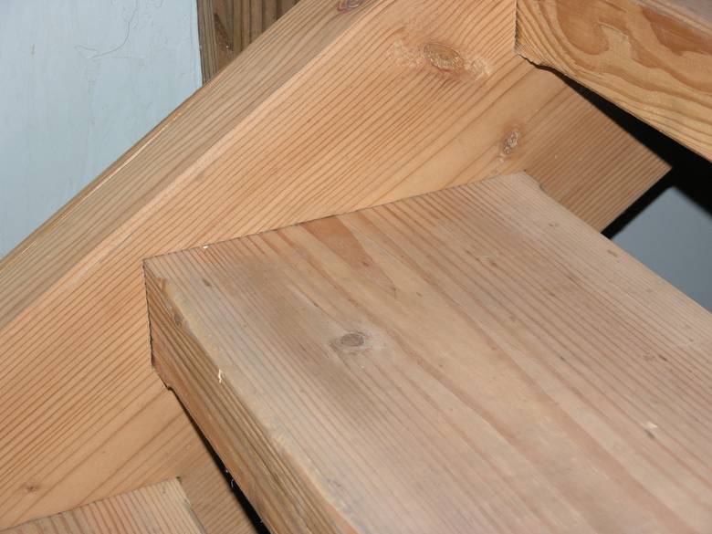 Staircase close up / TWII S4S timbers have stayed relatively stable