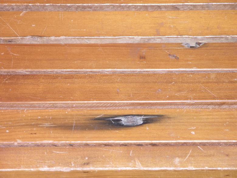 Redwood Bench / Redwood Bench (see spike hole)