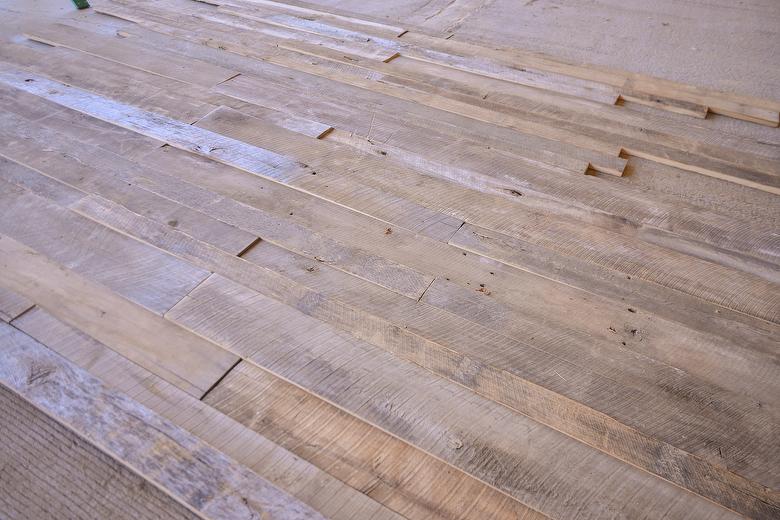 Weathered Mixed Hardwoods