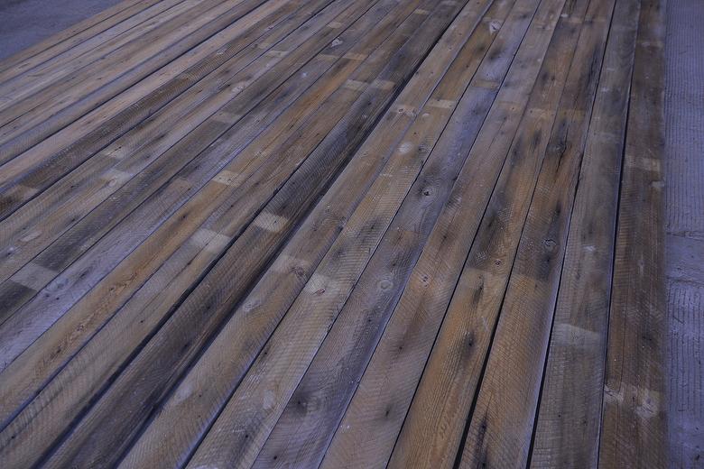 Spiegel Southern Yellow Pine Weathered Barnwood - Backside