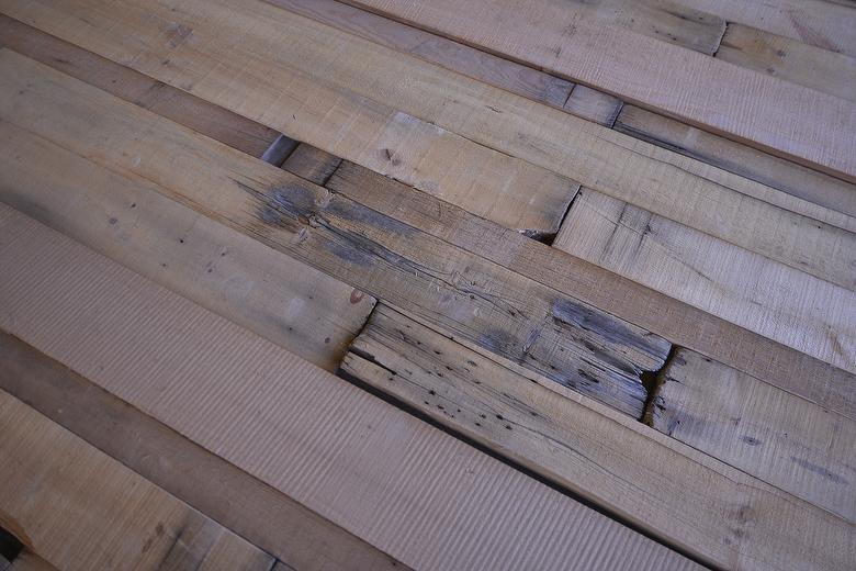 Picklewood Douglas Fir/Cedar Band-Sawn