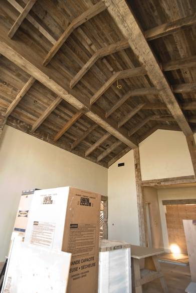 Hand-Hewn Timbers and Gray Barnwood Ceiling / Hand-Hewn Timbers and Interior Barnwood Ceiling