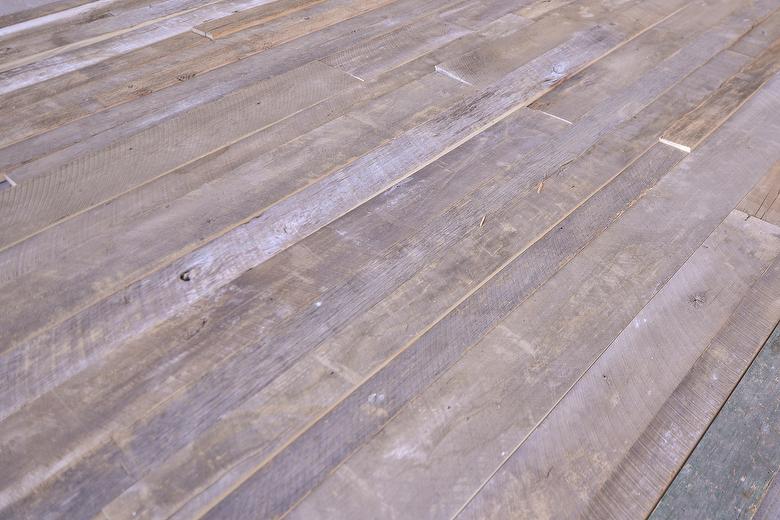 Weathered Mixed Hardwoods