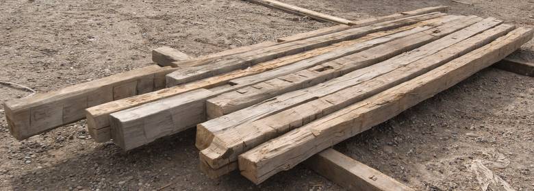 6 x 6 and 5 x 6 hewn timbers / Hardwood Hewn Timbers