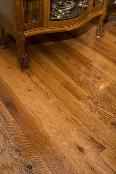 Antique Red Oak Smooth T&G Flooring