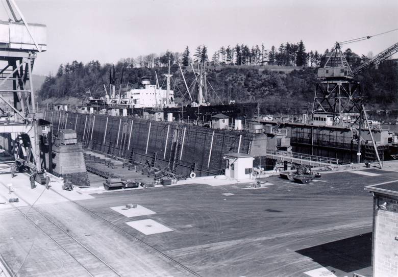 Drydock #2 - empty / Floating drydock in Portland, OR - ship dock