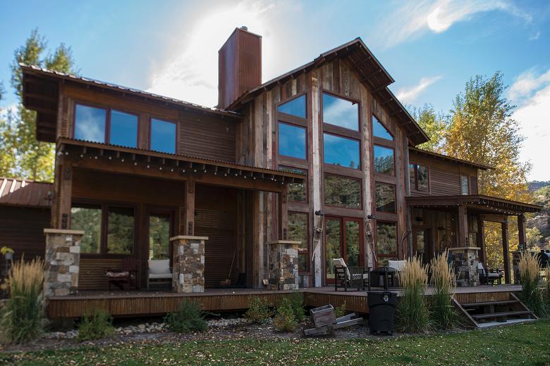 Antique Mixed Gray/Brown Barnwood