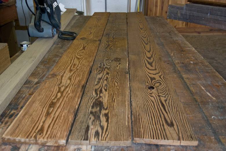 1 x 7 1/4 Wire-Brushed Weathered Barnwood / Wire-Brushed Barnwood