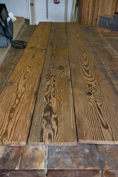 1 x 7 1/4 Wire-Brushed Weathered Barnwood / Wire-Brushed Smooth Barnwood